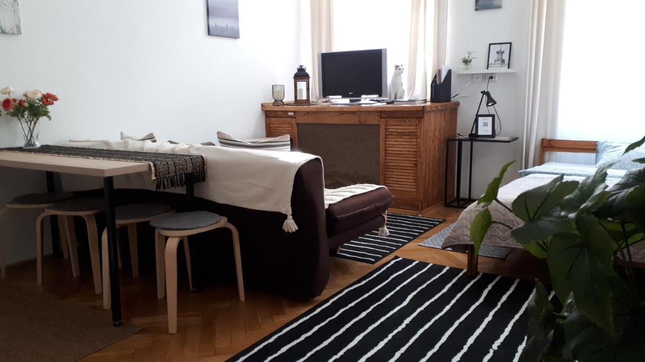 M&M Apartment Budapest House Exteriör bild