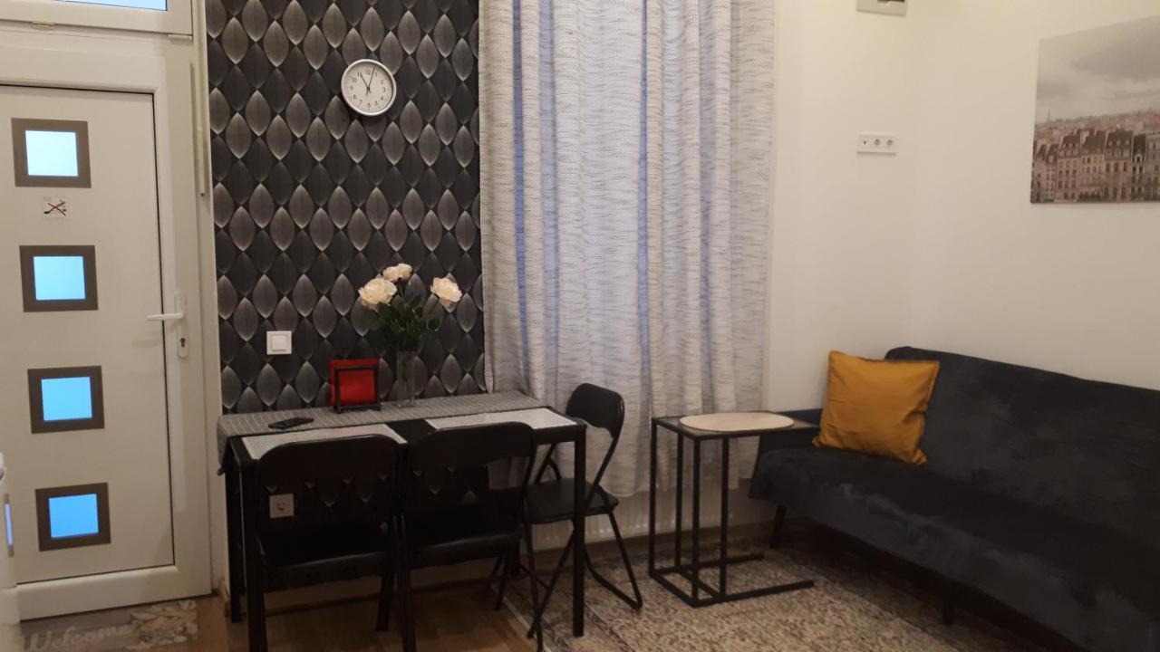 M&M Apartment Budapest House Exteriör bild