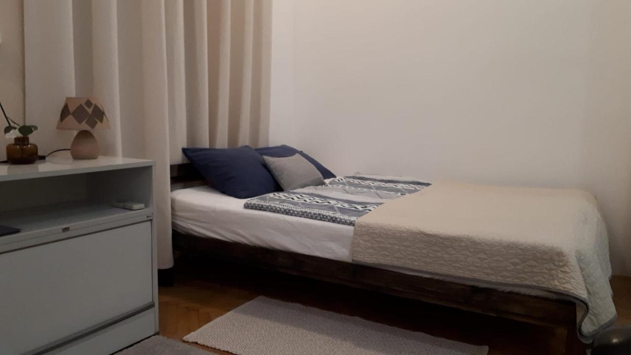 M&M Apartment Budapest House Exteriör bild